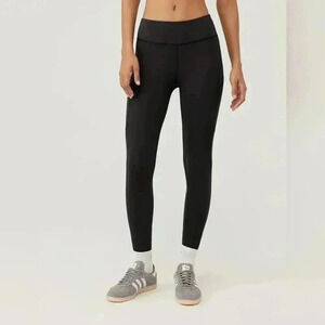 OUTDOOR  VOICES SuperForm 7/8 Legging All black with pockets size small